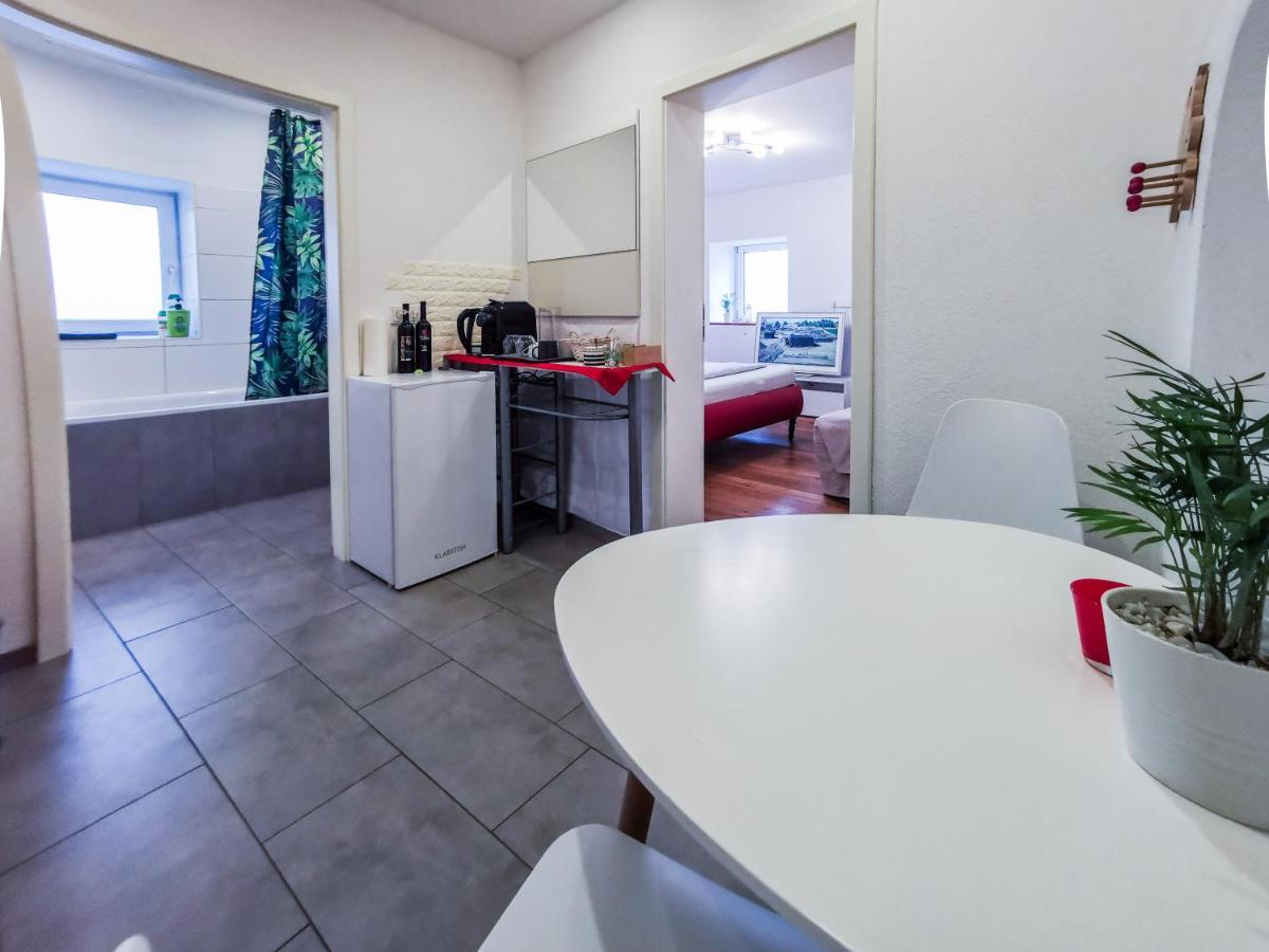 ホテル Niceprice 24H Oberhofen im Inntal エクステリア 写真