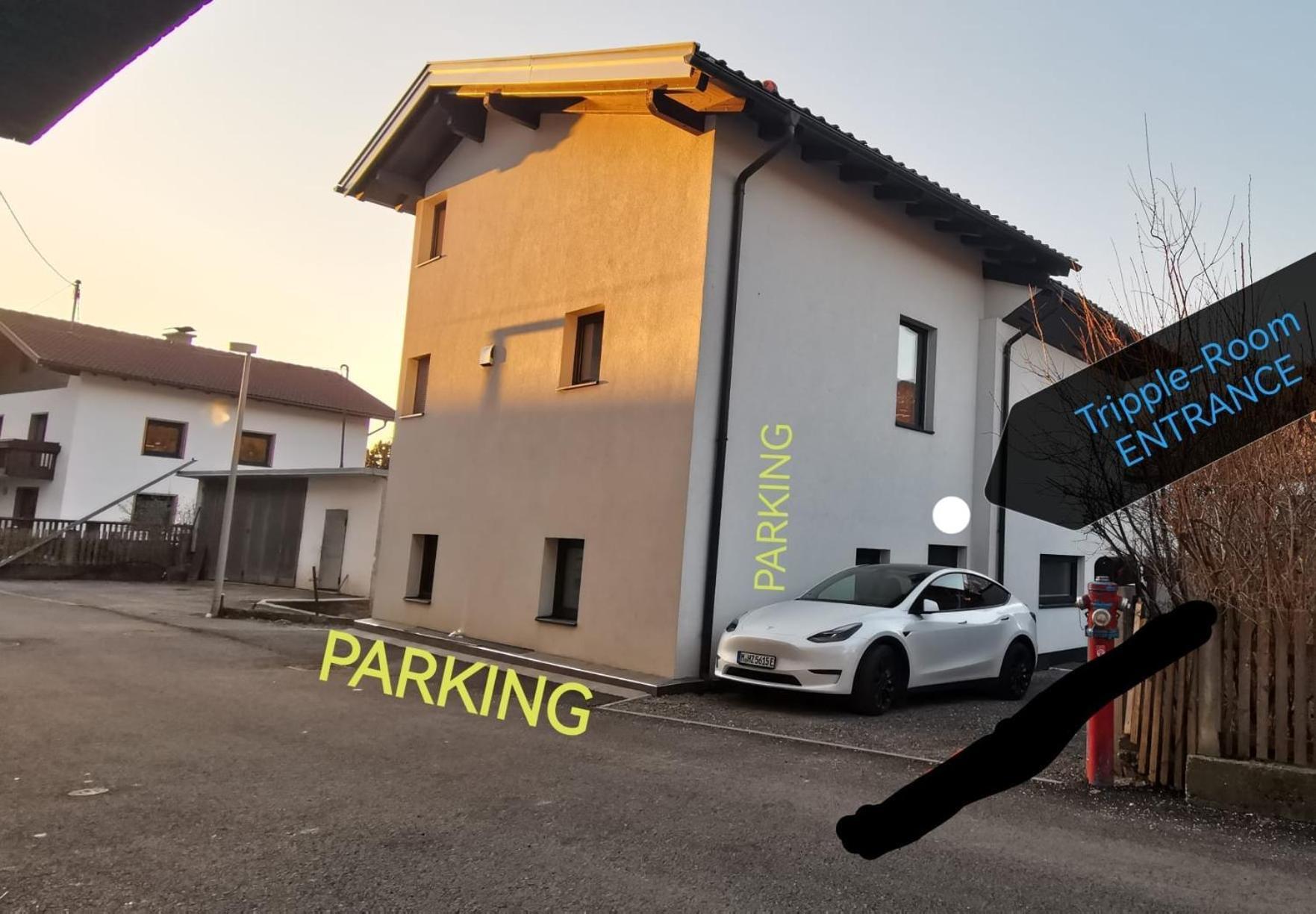 ホテル Niceprice 24H Oberhofen im Inntal エクステリア 写真