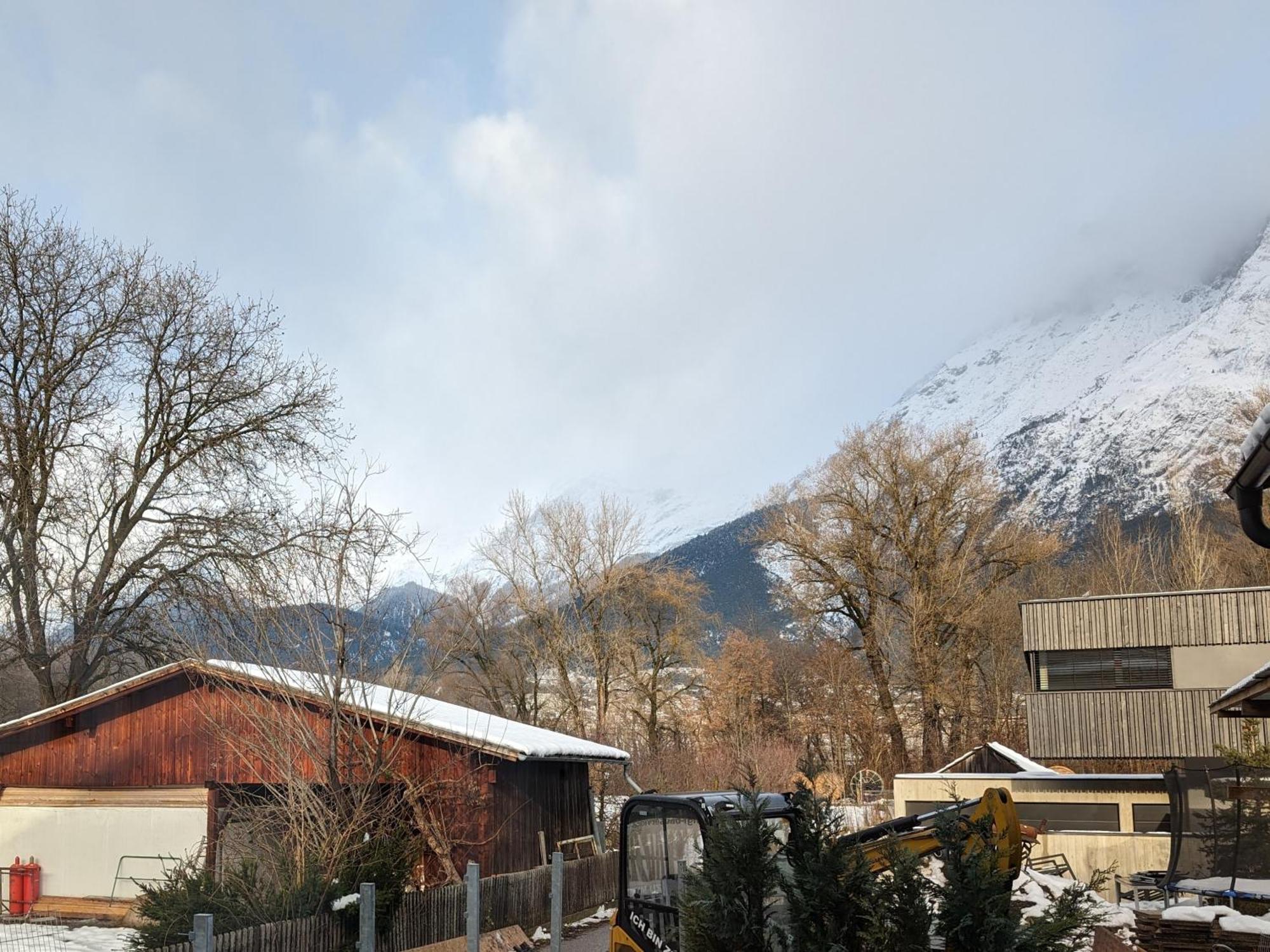 ホテル Niceprice 24H Oberhofen im Inntal エクステリア 写真